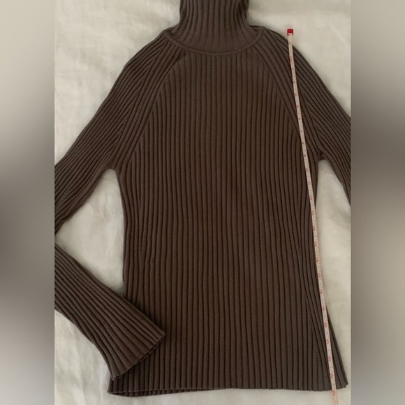 Wolford Merino Wool Turtleneck Ribbed Sweater - Picture 12 of 13